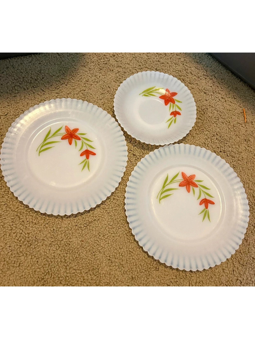 Vintage Monax 1930s plate set